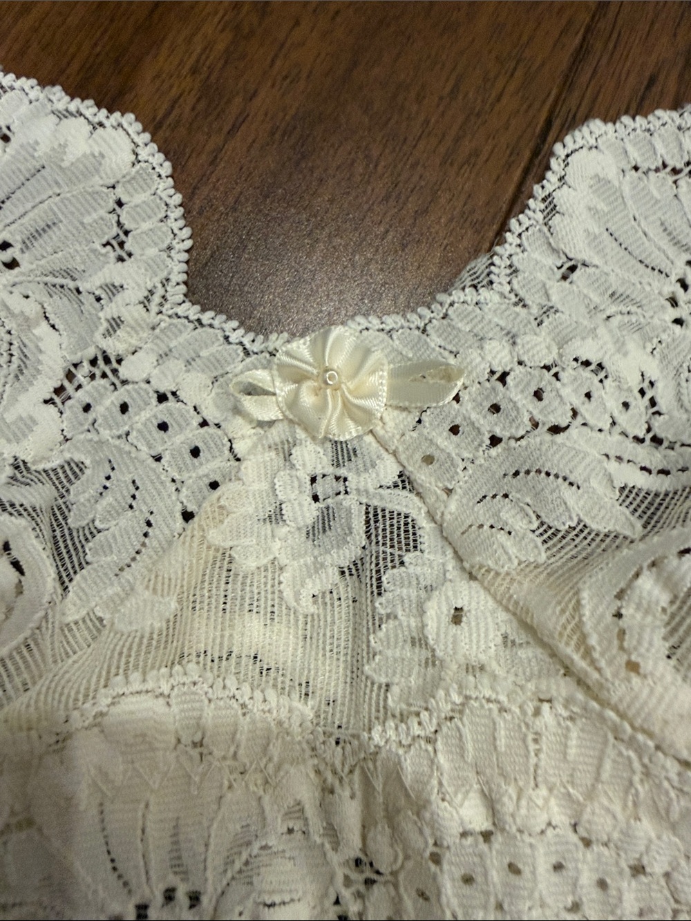 Vintage Lace Cami Top in Cream - Picture 2 of 7